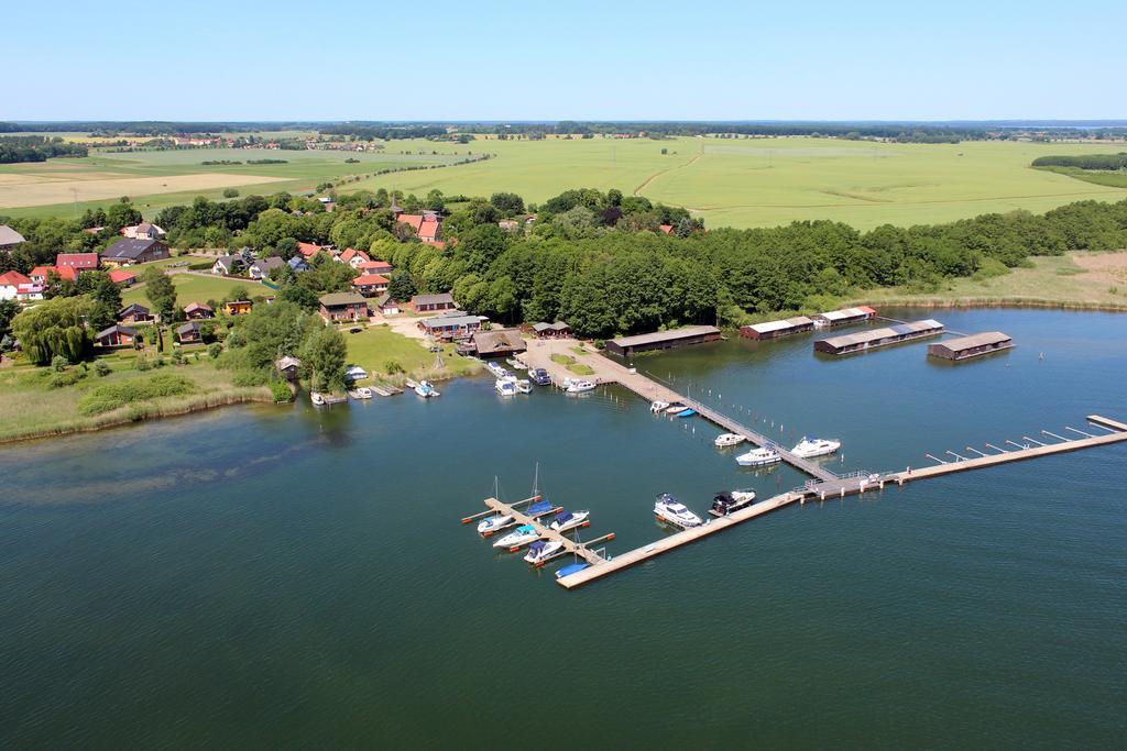 Ferienanlage Mueritz Seeromantik Sietow Dorf 外观 照片